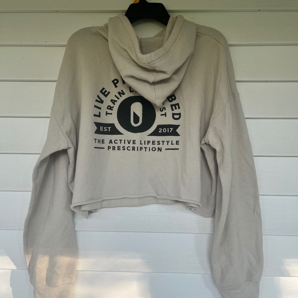 LRX Sporty Cropped Sweatshirt/hoodie size XL